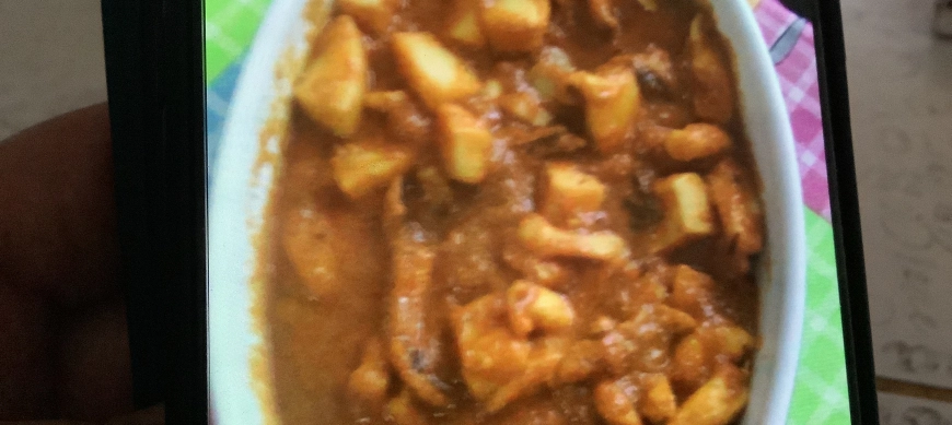 Tomate frito con chocos