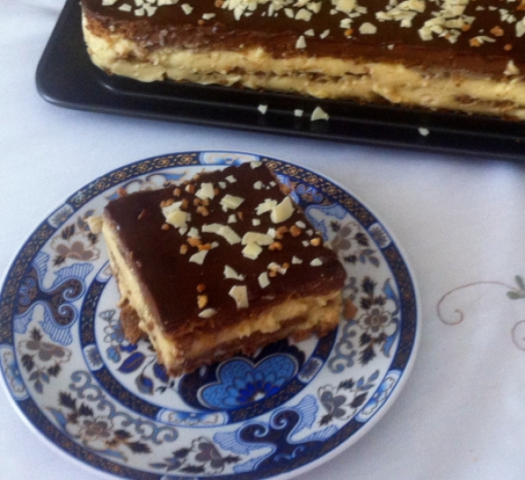 Tarta Tradicional de Galletas, Natillas y Chocolate con la Nueva Tecnología Thermomix® TM 5